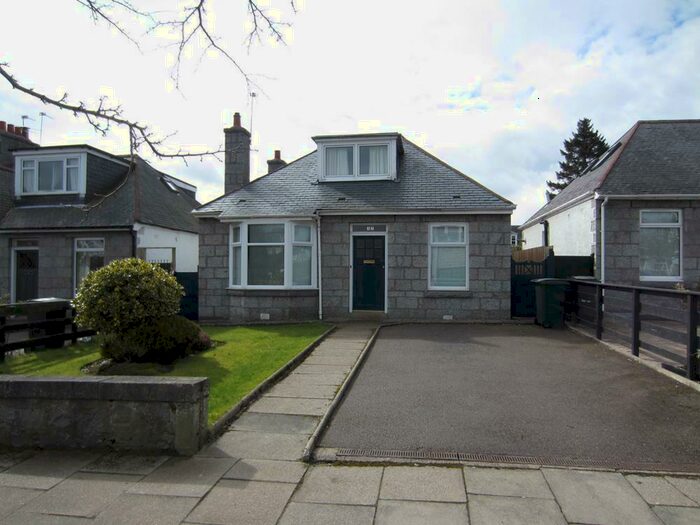 4 Bedroom Detached House To Rent In Hammerfield Avenue, Aberdeen, AB10