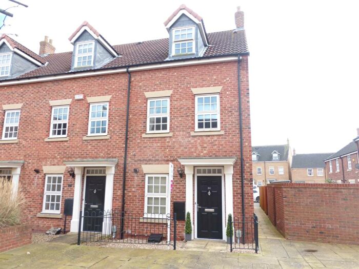 3 Bedroom Terraced House To Rent In Dickinson Walk, Beverley, HU17