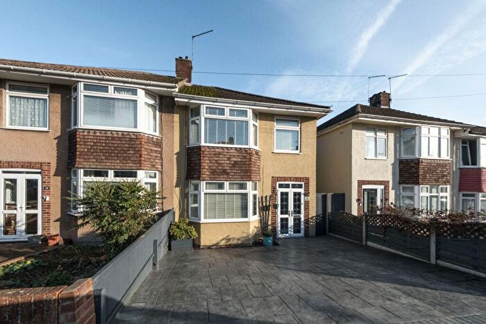 3 Bedroom Semi Detached House For Sale In The Ride, Bristol, BS15