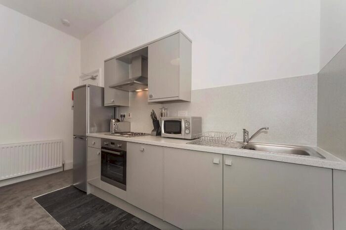 2 Bedroom Flat To Rent In Hillfoot Street, Dennistoun, Glasgow, G31