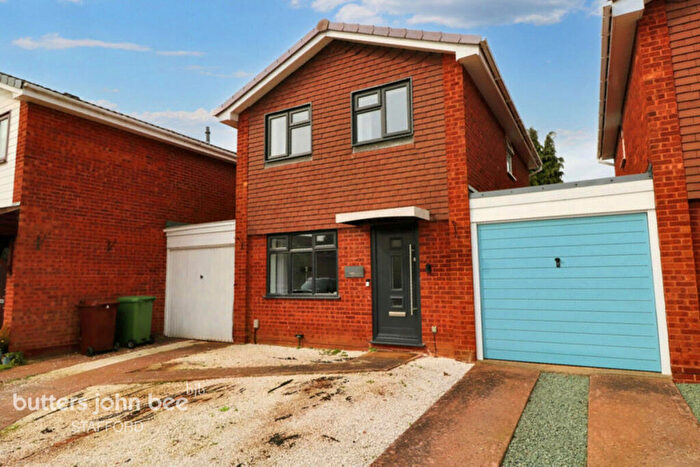 3 Bedroom Link Detached House For Sale In Baxter Green, Stafford, ST16