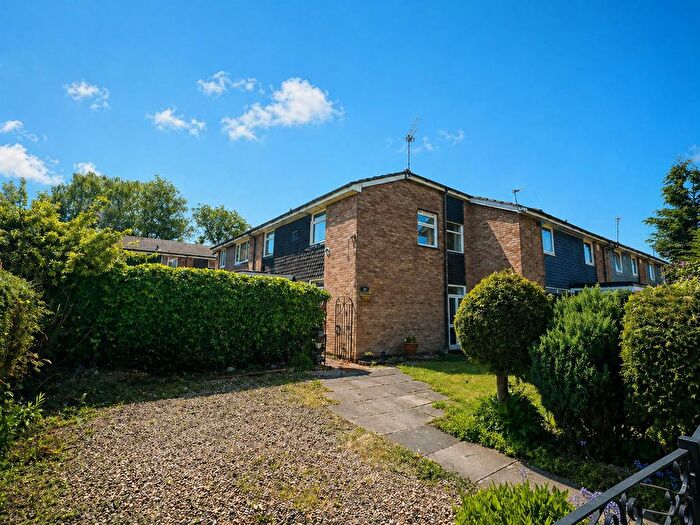 3 Bedroom Mews For Sale In Thirsk Avenue, Sale, M33