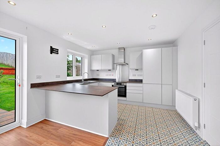 4 Bedroom Detached House For Sale In Sandpiper Common, Lesmahagow, ML11