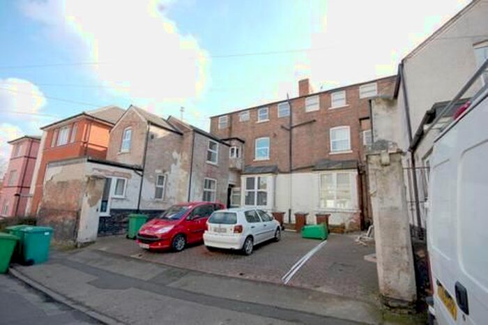 1 Bedroom Flat To Rent In Alexandra Street, Sherwood, Nottingham, NG5