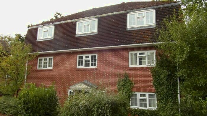1 Bedroom Flat To Rent In Longacre Rise, Chineham, Basingstoke, RG24