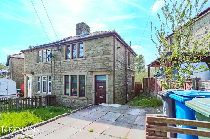 2 Bedroom Semi-Detached House To Rent In Booth Crescent, Rossendale, BB4