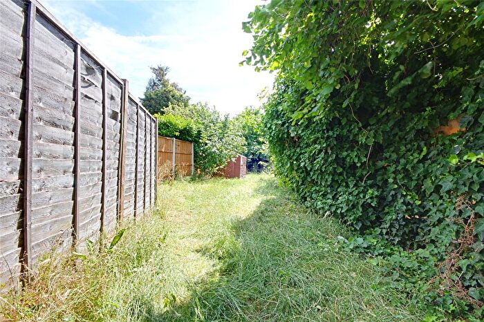 4 Bedroom End Of Terrace House To Rent In Brierley Avenue, London, N9