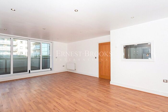2 Bedroom Flat To Rent In Wards Wharf Approach, London, E16