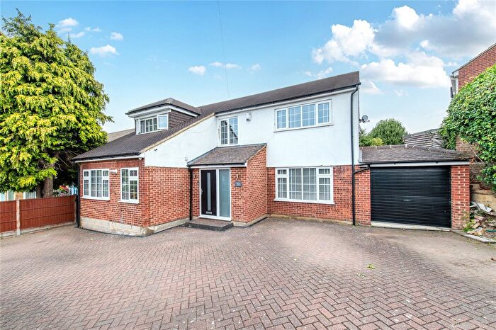 4 Bedroom Detached House For Sale In Crutches Lane, Rochester, Kent, ME2