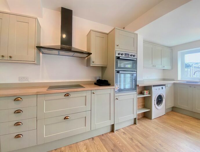 4 Bedroom Terraced House To Rent In Moorfield Road, Uxbridge, Greater London, UB8