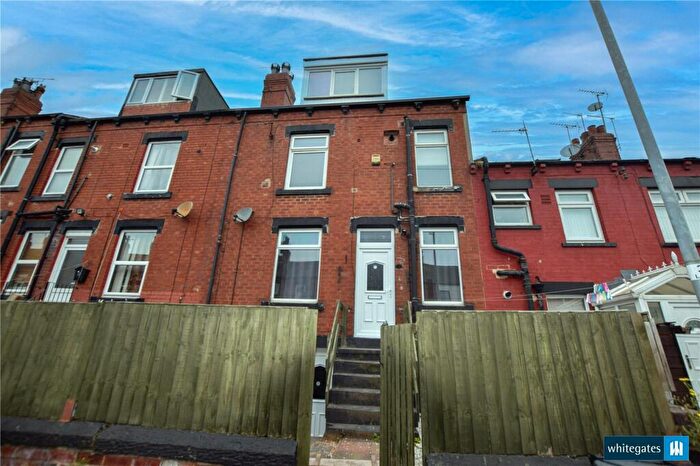 2 Bedroom Terraced House To Rent In Longroyd Street, Leeds, LS11
