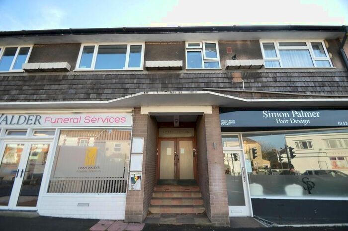 2 Bedroom Flat To Rent In Little Common Road, Bexhill On Sea, East Sussex TN39