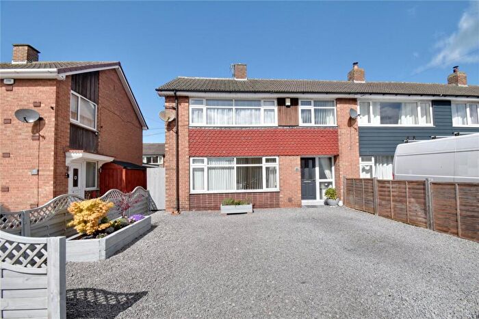 3 Bedroom End Of Terrace House For Sale In Oak Grove, Northallerton, North Yorkshire, DL6