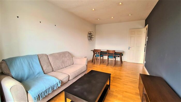 2 Bedroom Flat To Rent In Saffron Court, A Maryland Road, Maryland, London, E15