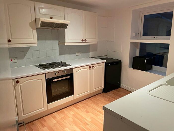 1 Bedroom Apartment To Rent In Arundel Street - Mossley, OL5