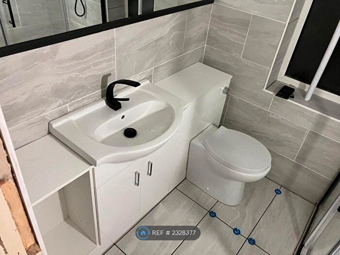 2 Bedroom Semi-Detached House To Rent In Peplow Road, Birmingham, B33