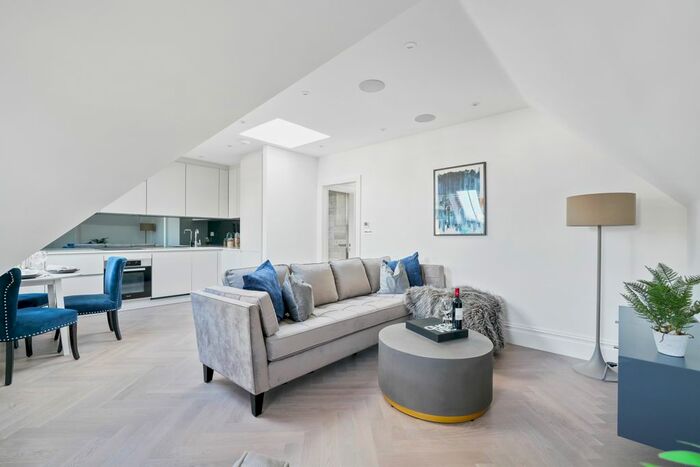 1 Bedroom Flat To Rent In Hamilton Road, London, W5