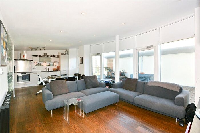 2 Bedroom Penthouse To Rent In Palmers Road, Bethnal Green, London, E2