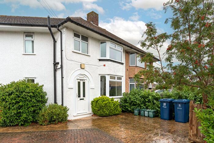 1 Bedroom Flat For Sale In Town Furze, Headington, OX3