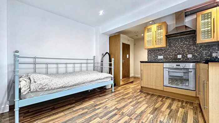 Studio To Rent In Southleigh Mews, Southleigh Road, Bristol, BS8