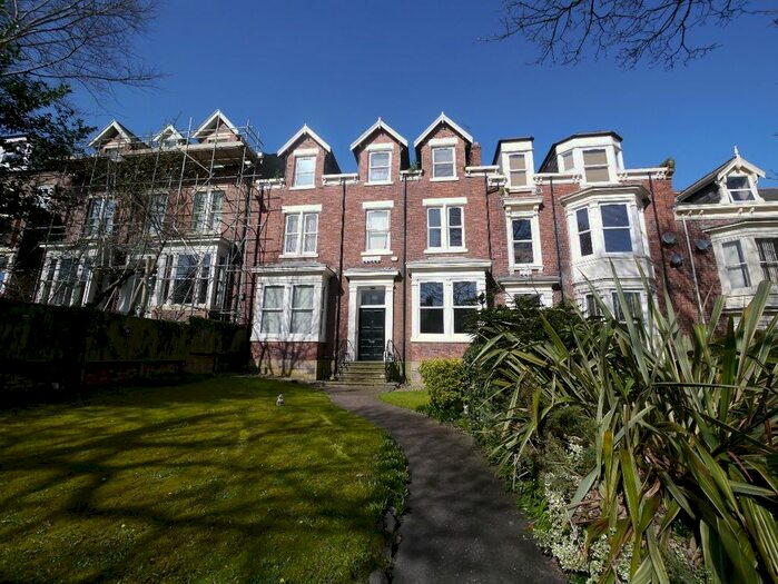 1 Bedroom Flat To Rent In Thornhill Gardens, Sunderland, SR2