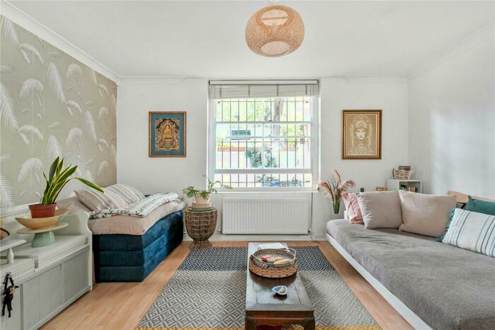 1 Bedroom Apartment To Rent In Evering Road, London, E5