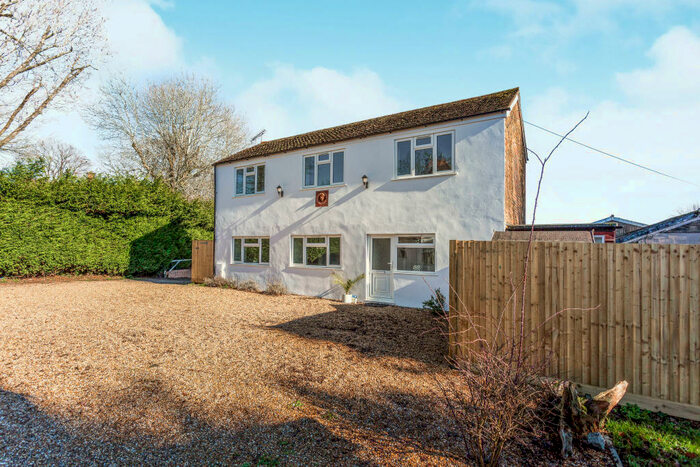 2 Bedroom Detached House To Rent In Rusper, Horsham, RH12
