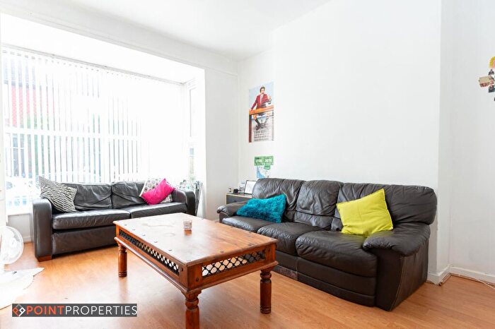 6 Bedroom Terraced House To Rent In Rossett Avenue, Liverpool, L17