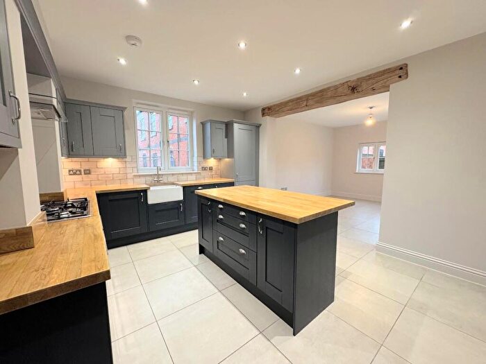 4 Bedroom Detached House For Sale In Dairy Mews, Brailsford, Ashbourne, DE6