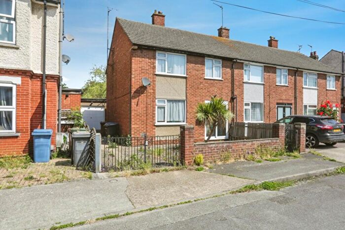 3 Bedroom End Of Terrace House For Sale In Lister Road, Ipswich, IP1