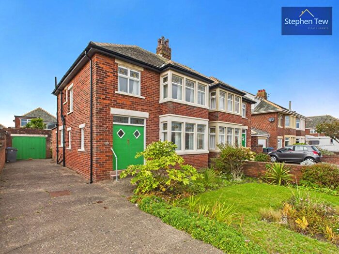 3 Bedroom Semi-Detached House For Sale In Raleigh Avenue, Blackpool, FY4