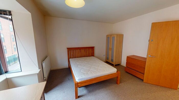 2 Bedroom Flat To Rent In Royal Victoria Court Gamble Street, Nottingham, NG7