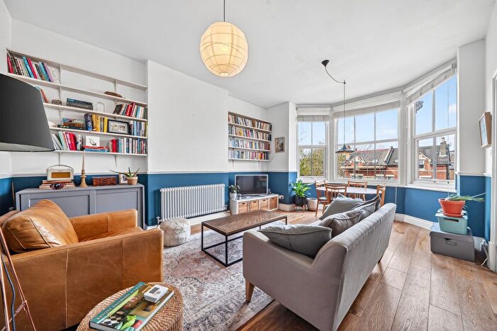 2 Bedroom Flat For Sale In Norwood Road, Herne Hill, London, SE24