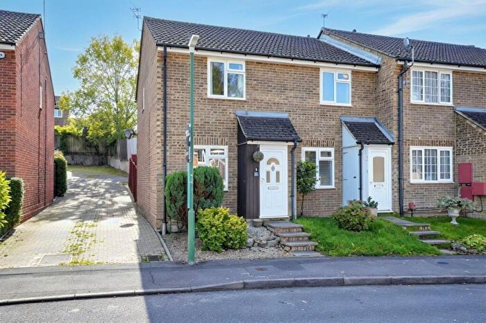 2 Bedroom End Of Terrace House For Sale In The Hurstings, Maidstone, ME15
