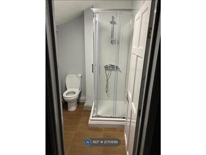 1 Bedroom Flat To Rent In Gillingham, Gillingham, ME7