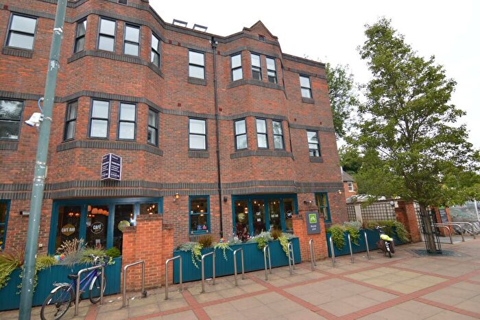 1 Bedroom Flat To Rent In Central Walk, Wokingham, RG40