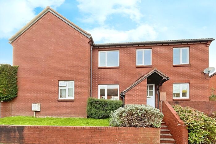 3 Bedroom Semi-Detached House For Sale In Whitworth Road, Minehead, TA24