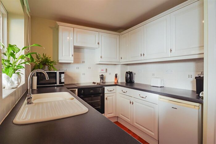 2 Bedroom Semi-Detached House For Sale In St. Wulstan Way, Southam, CV47