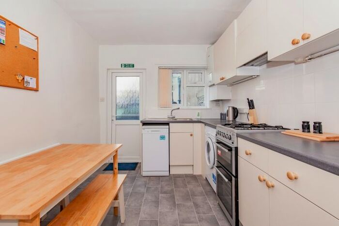 4 Bedroom Flat To Rent In Princes Street, Oxford OX4