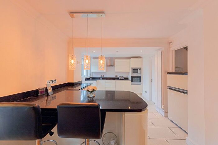 4 Bedroom Detached House For Sale In Vincent Close, Old Hall, WA5