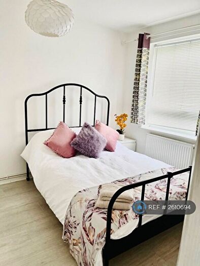 1 Bedroom Flat To Rent In Chatsworth Road, Chichester, PO19