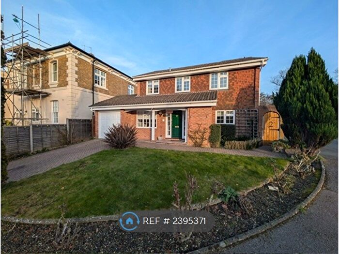 5 Bedroom Detached House To Rent In Rushley Close, Keston, BR2