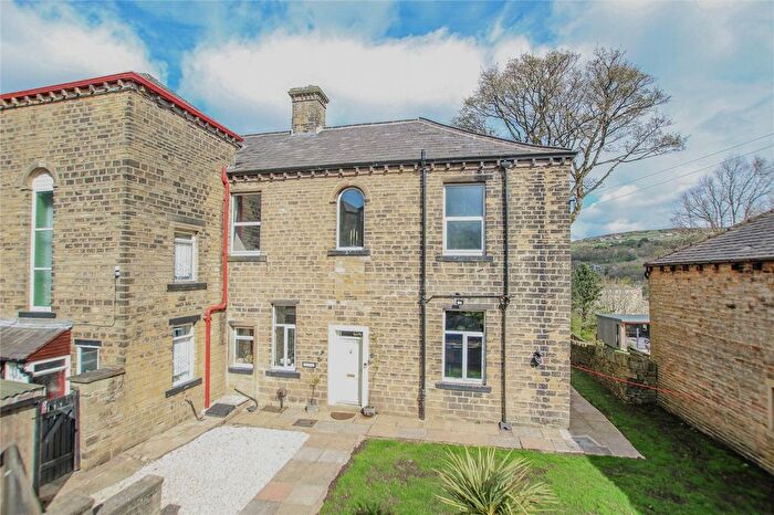 4 Bedroom Semi-Detached House For Sale In Manchester Road, Slaithwaite, Huddersfield, West Yorkshire, HD7