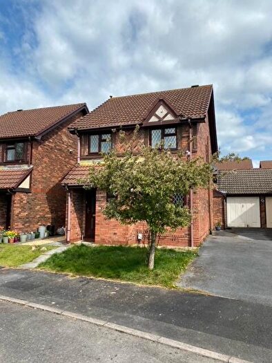 3 Bedroom House To Rent In Heol Penycae, Gorseinon, Swansea, SA4