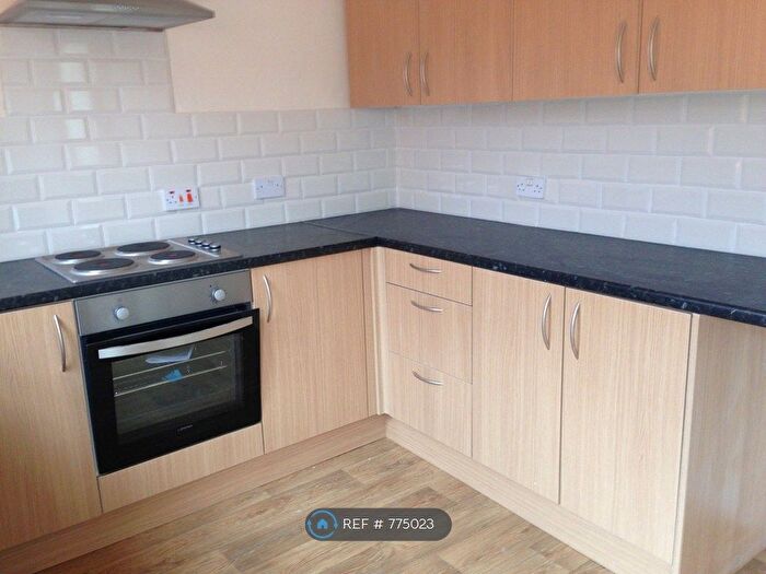 2 Bedroom End Of Terrace House To Rent In Fletcher Road, Preston, PR1