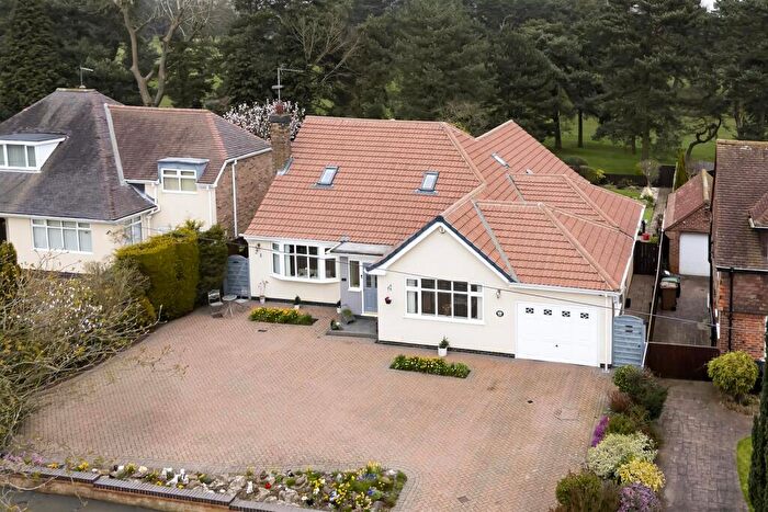 4 Bedroom Detached House For Sale In The Fairway, West Ella, HU10