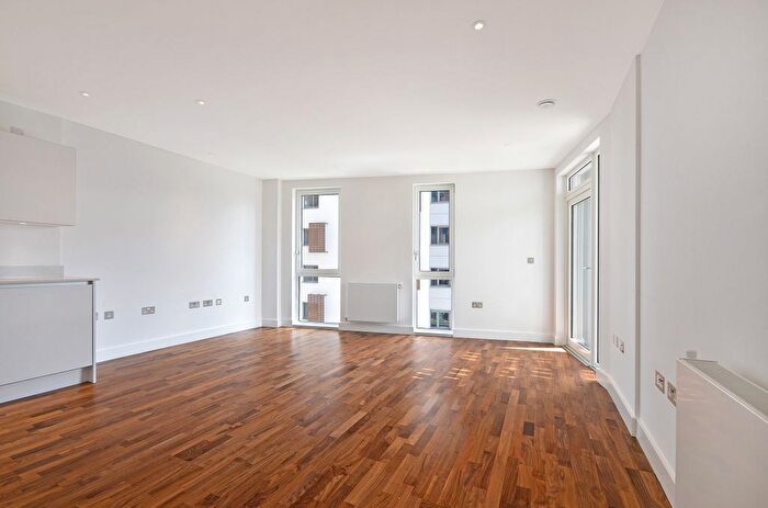 1 Bedroom Flat To Rent In Bellville House, Greenwich, SE10
