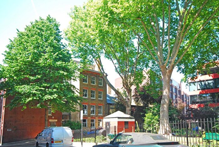 1 Bedroom Flat To Rent In Turnmill Street, Farringdon, London, EC1M