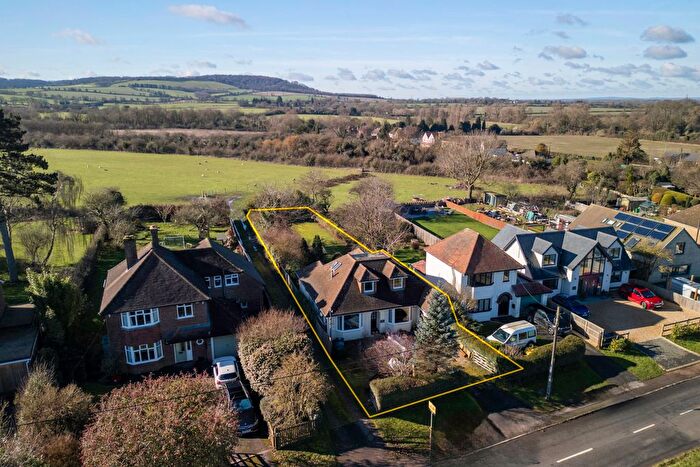 4 Bedroom Bungalow For Sale In Shootacre Lane, Princes Risborough, Buckinghamshire, HP27