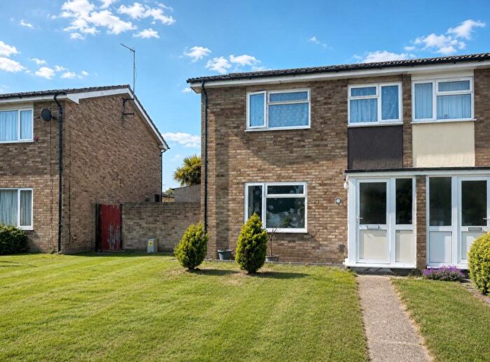 3 Bedroom Semi-Detached House For Sale In Mountbatten Way, Peterborough, PE3